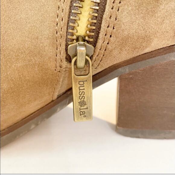 Bussola Reikiavik Taupe Suede Booties - Picture 7 of 10